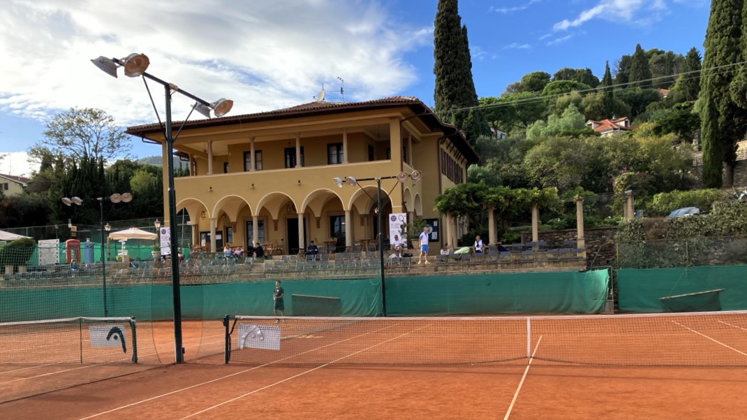 Hanbury Tennis Club